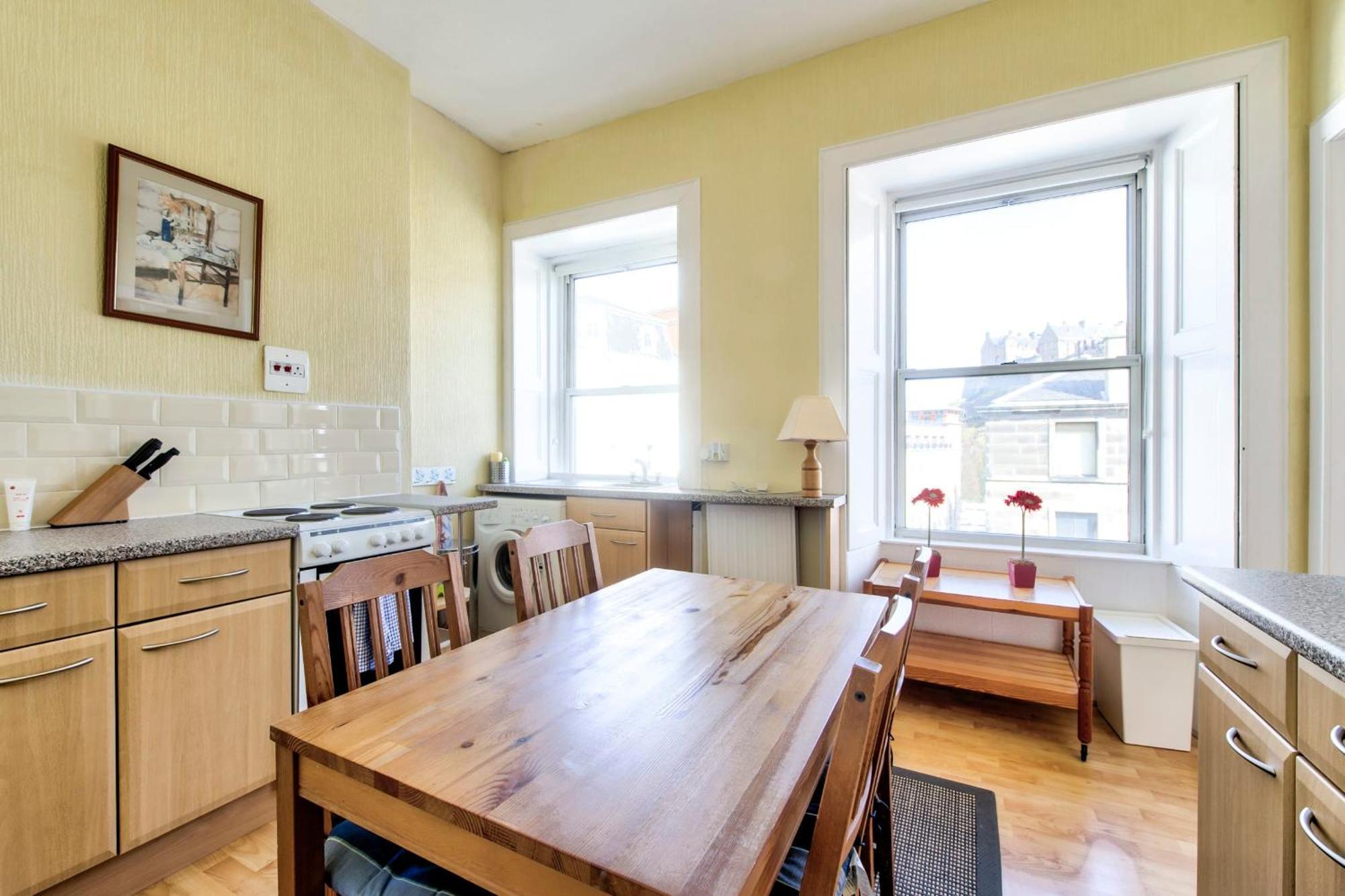 Guestready - Castle View On Quiet Street Apartment EDI